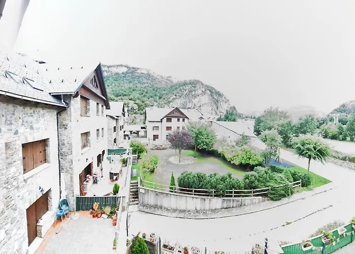 Cochata - Tucasaenlospirineos Apartment *